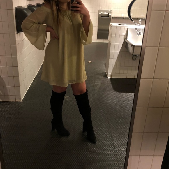 beautiful sparkly UO off the shoulder dress - Picture 2 of 3